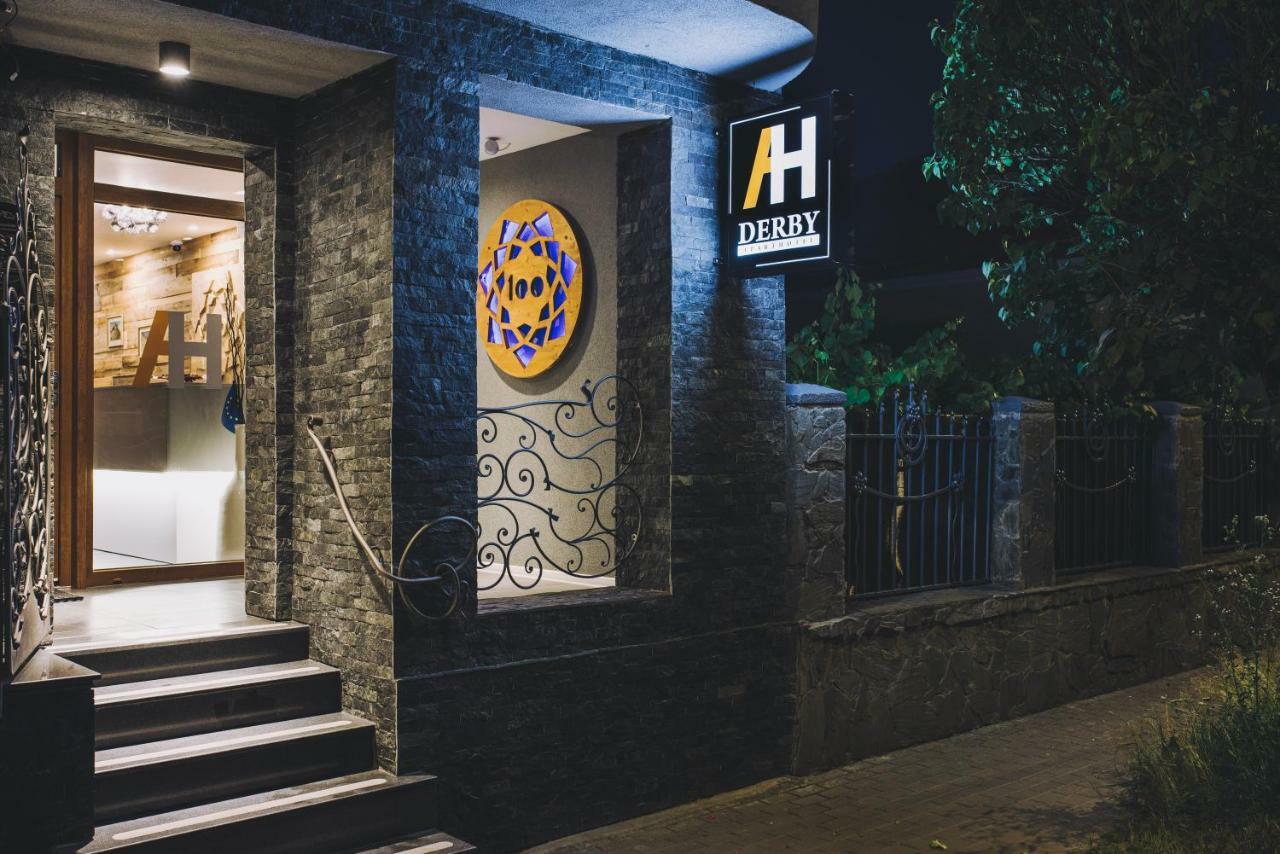 Derby Apart Hotel Alba Iulia Exterior foto